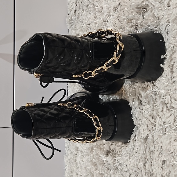 Auth CHANEL combat boots - Picture 5 of 10